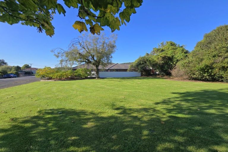 Photo of property in 16 Gibson Street, Ross, 7812