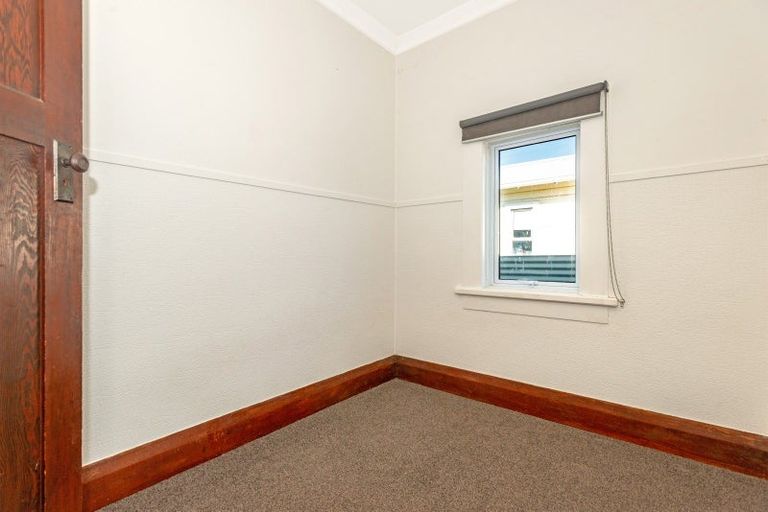 Photo of property in 16 Wellington Street, Te Hapara, Gisborne, 4010