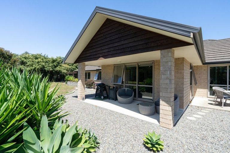 Photo of property in 38 Saint Laurent Way, Ohau, Levin, 5570