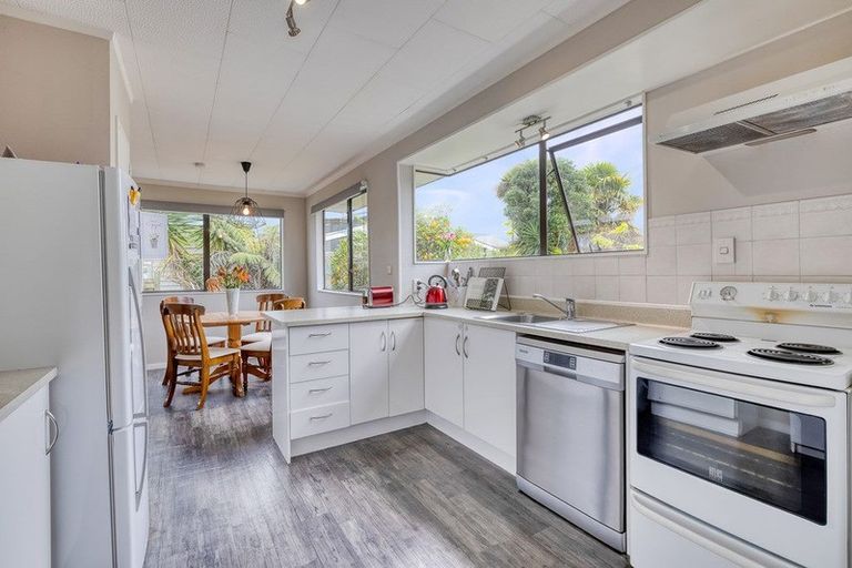 Photo of property in 42a Weld Street, Cambridge, 3434