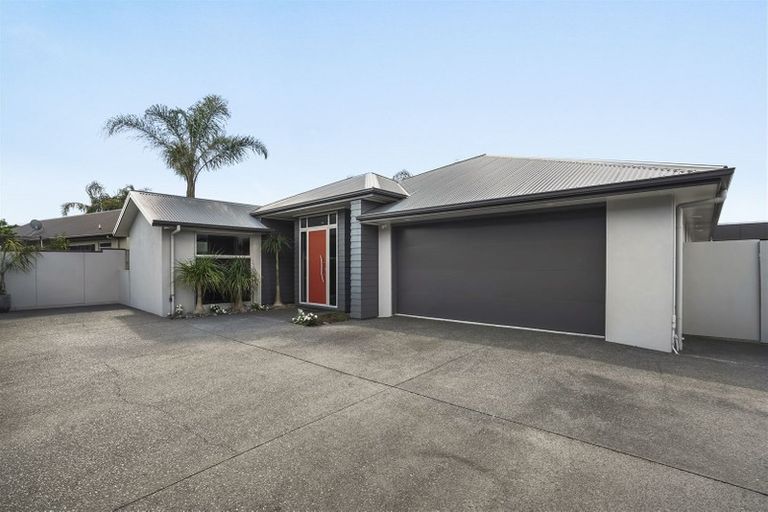 Photo of property in 12 The Rocks, Flagstaff, Hamilton, 3210