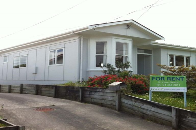 Photo of property in 2 Tarawera Road, Johnsonville, Wellington, 6037