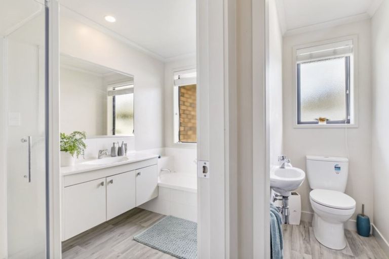 Photo of property in 57 Gibson Place, Papamoa Beach, Papamoa, 3118