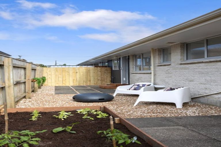 Photo of property in 1/59 Hatton Road, Orewa, 0931