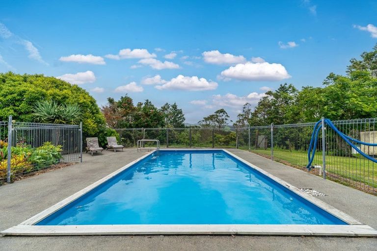 Photo of property in 73 Waiteitei Road, Wellsford, 0974