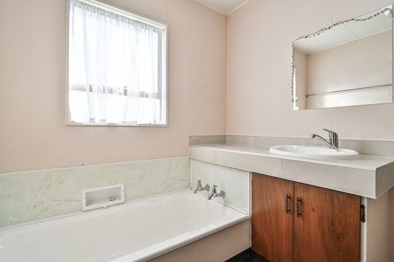 Photo of property in 3/200 Karaitiana Street, Frimley, Hastings, 4120