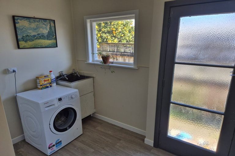 Photo of property in 18 Berkley Avenue, Hillcrest, Hamilton, 3216