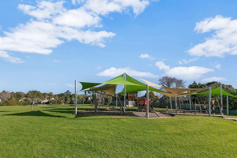 Photo of property in 1/55 Salisbury Road, Birkdale, Auckland, 0626