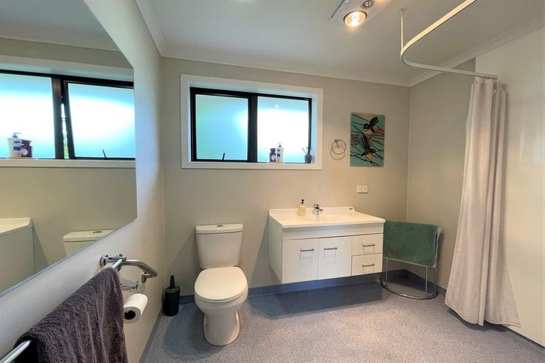 Photo of property in 5 Mill Street, Clinton, 9534