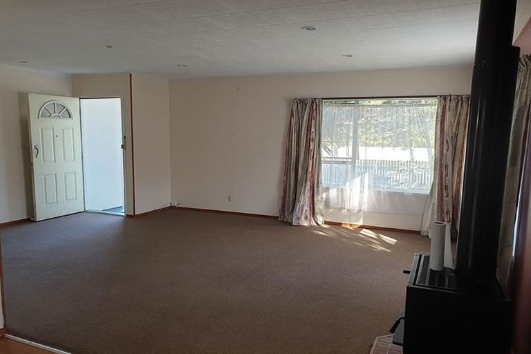 Photo of property in 21 Glennandrew Drive, Half Moon Bay, Auckland, 2012