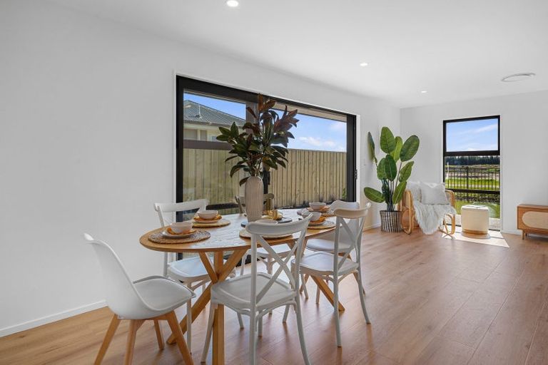 Photo of property in 11 Cam Mill Place, Rangiora, 7400