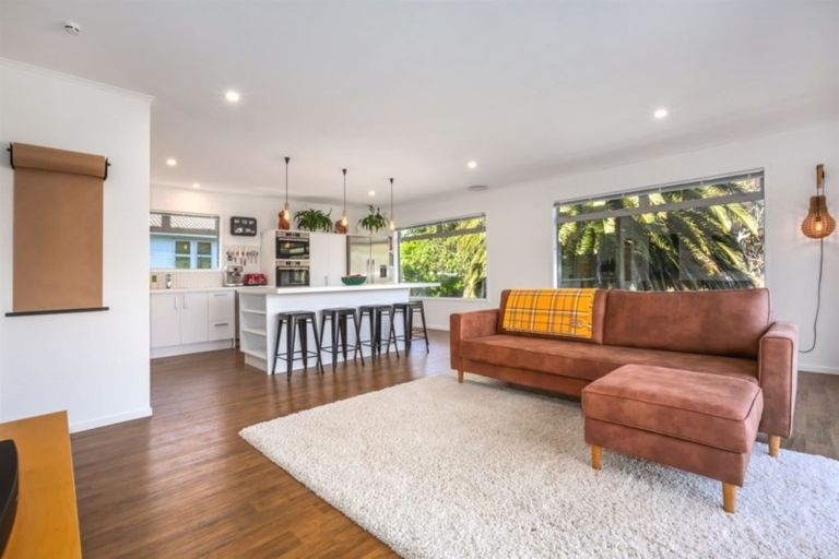 Photo of property in 27 Ayton Drive, Whitby, Porirua, 5024