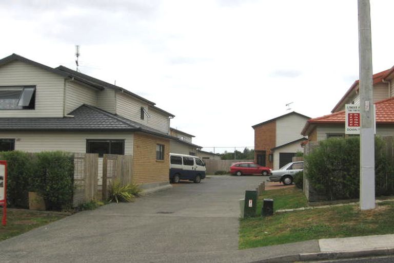 Photo of property in 45 Tiri Tiri Road, Birkdale, Auckland, 0626