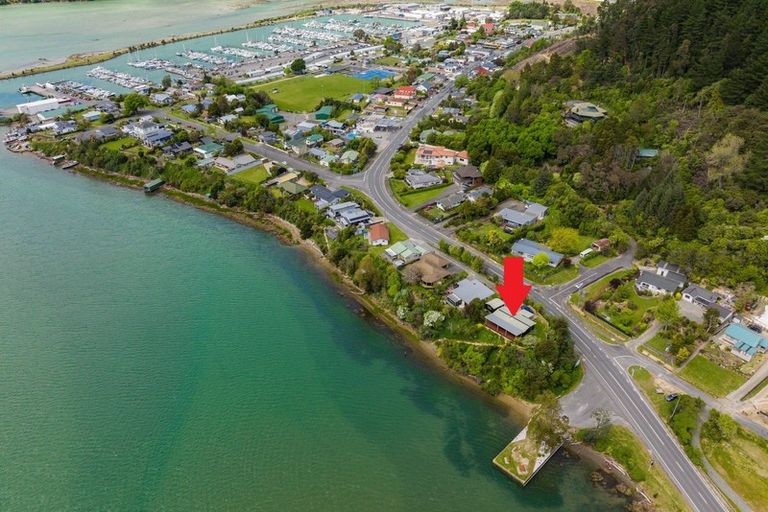 Photo of property in 106 Main Rd Havelock, Havelock, 7100