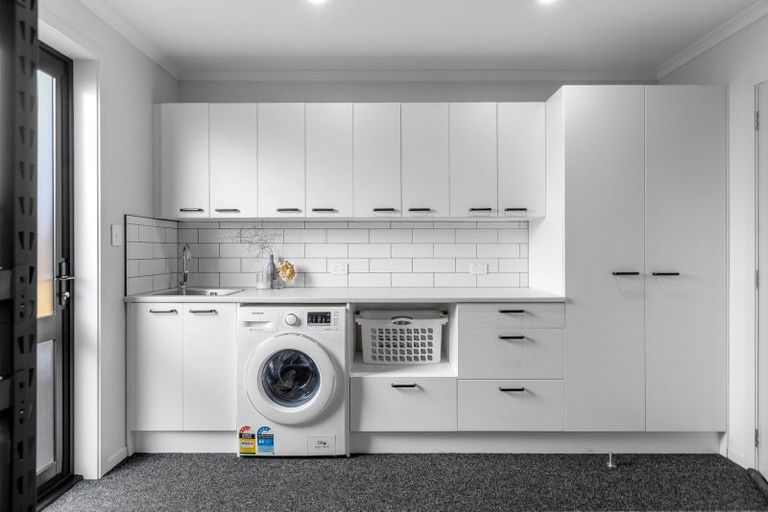 Photo of property in 19 Kuihi Street, Poike, Tauranga, 3112