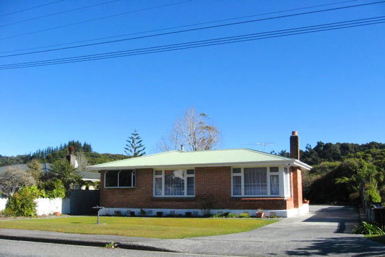 Photo of property in 124 Marsden Road, Greymouth, 7805