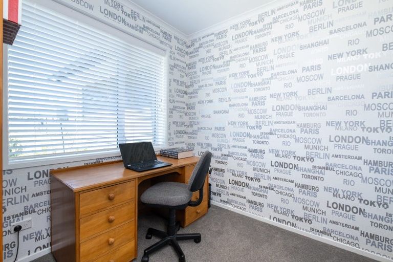 Photo of property in 19 Manapouri Street, Poraiti, Napier, 4112