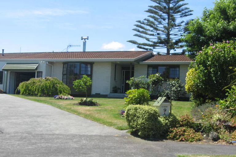 Photo of property in 9 Dalzien Place, Feilding, 4702