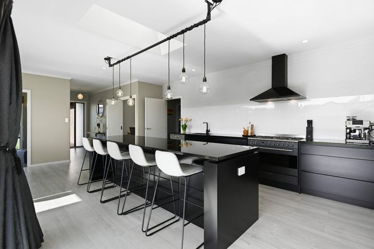 Photo of property in 23 Tiaki Way, Cambridge, 3434