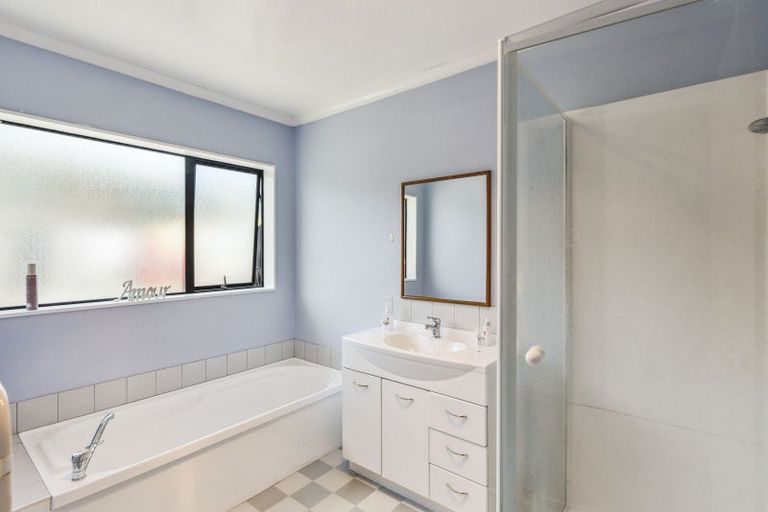 Photo of property in 47 Lorna Irene Drive, Raumati South, Paraparaumu, 5032