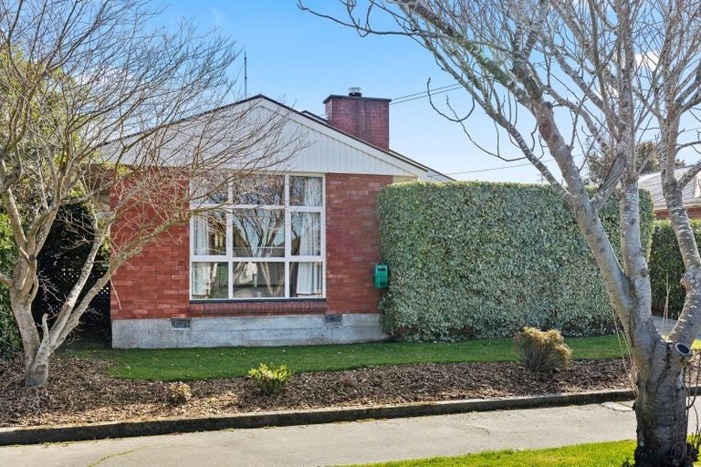 Photo of property in 21 Teesdale Street, Burnside, Christchurch, 8053