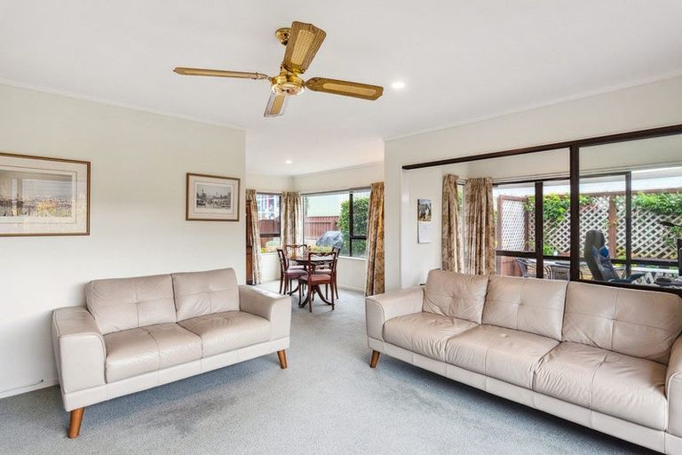 Photo of property in 115 Hillcrest Road, Raumati Beach, Paraparaumu, 5032