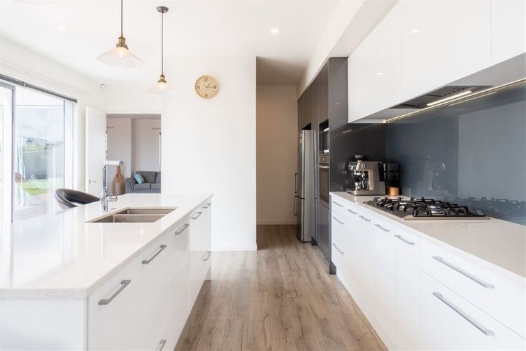 Photo of property in 8 Piper Street, Halswell, Christchurch, 8025