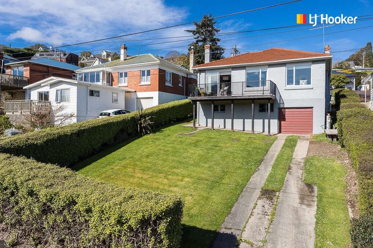 Photo of property in 67 Walton Street, Kaikorai, Dunedin, 9010