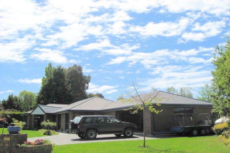 Photo of property in 36 Taranaki Drive, Woodend, 7610