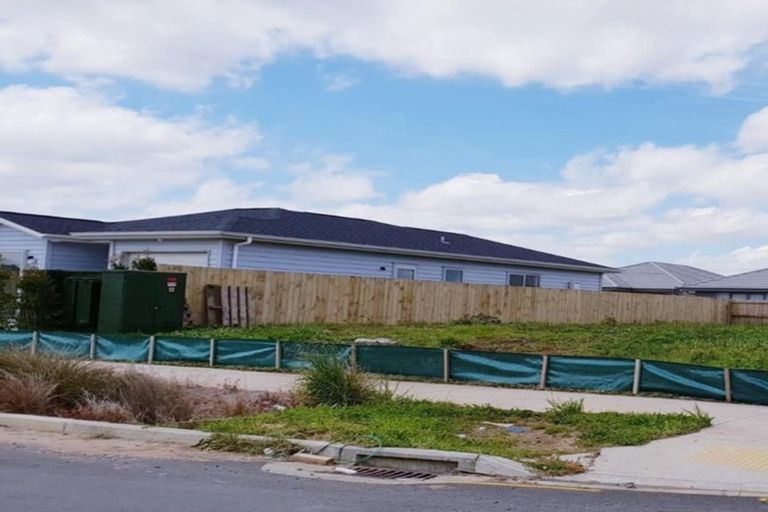 Photo of property in 28 Koropupu Street, Pukekohe, 2120