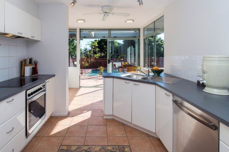 Photo of property in 3 Poseidon Place, Half Moon Bay, Auckland, 2012