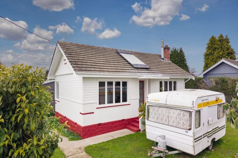 Photo of property in 3 Moorhouse Street, Waimate, 7924