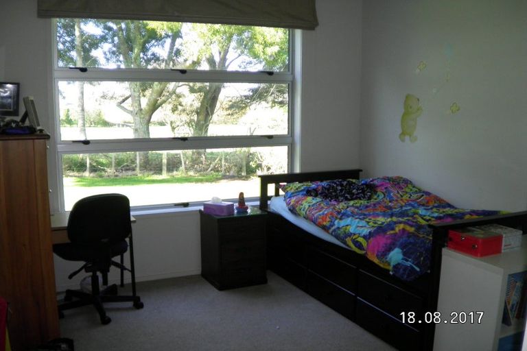 Photo of property in 32 Metcalfe Road, Ngahinapouri, Hamilton, 3290