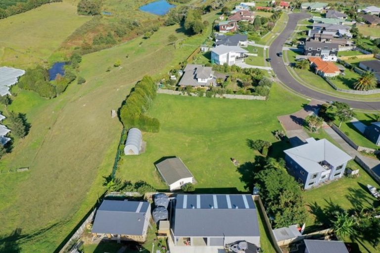 Photo of property in 11 Athenree Heights, Athenree, Waihi Beach, 3177