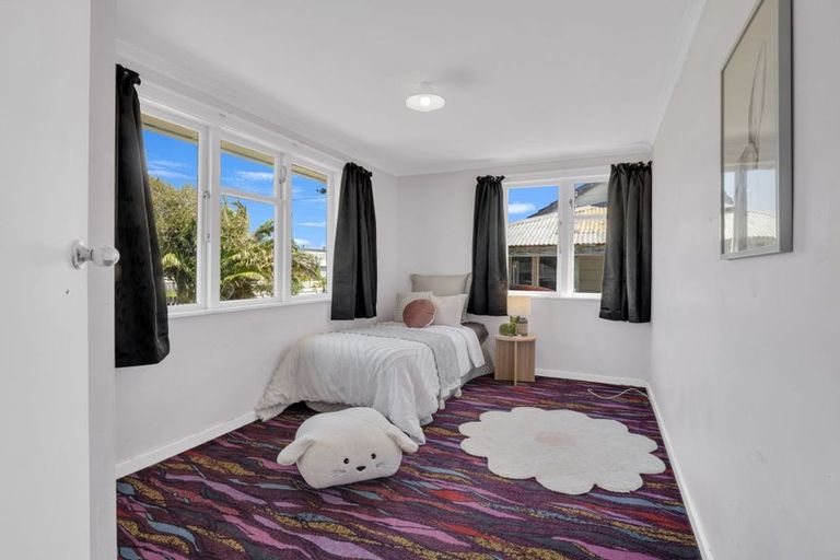 Photo of property in 33 Matipo Street, Castlecliff, Whanganui, 4501