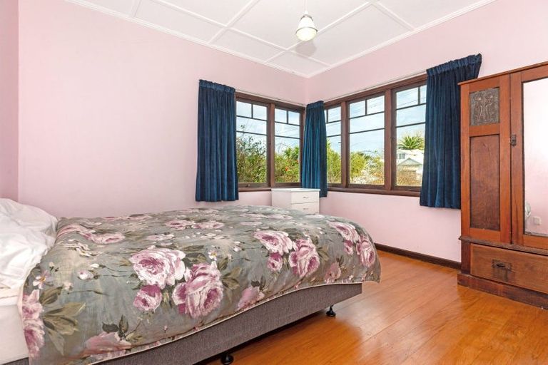 Photo of property in 37 Muir Street, Te Hapara, Gisborne, 4010