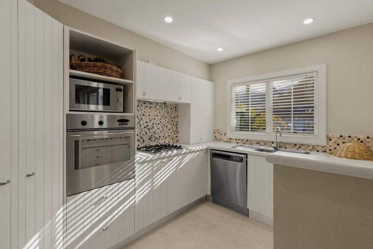 Photo of property in Millbrook Resort, 22 Settlers Way, Arrowtown, 9371