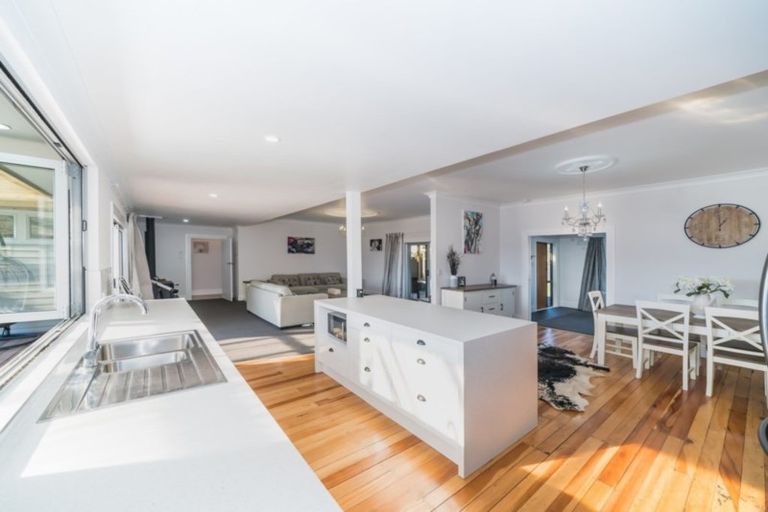 Photo of property in 8 Russell Street, Feilding, 4702