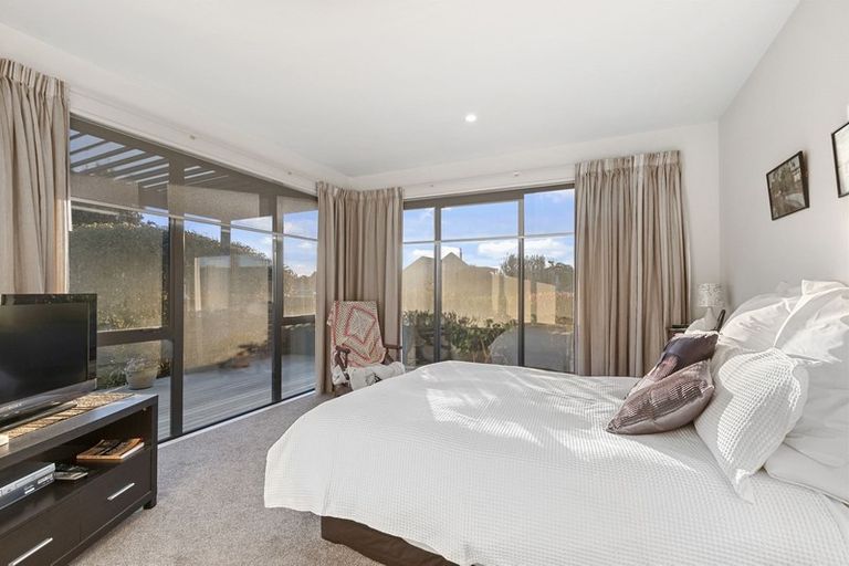 Photo of property in 517 Marine Parade, South New Brighton, Christchurch, 8062