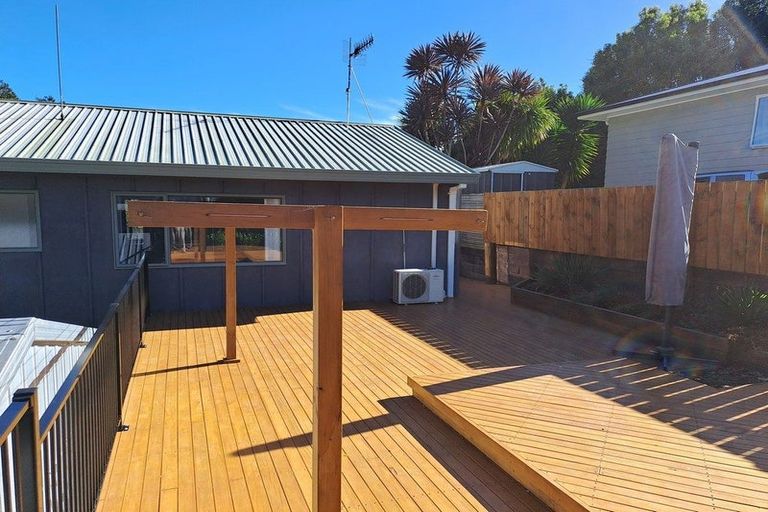 Photo of property in 219 Waitaha Road, Welcome Bay, Tauranga, 3112