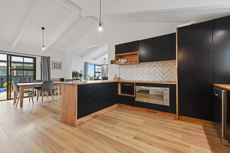 Photo of property in 112 Aberdeen Drive, Dinsdale, Hamilton, 3204