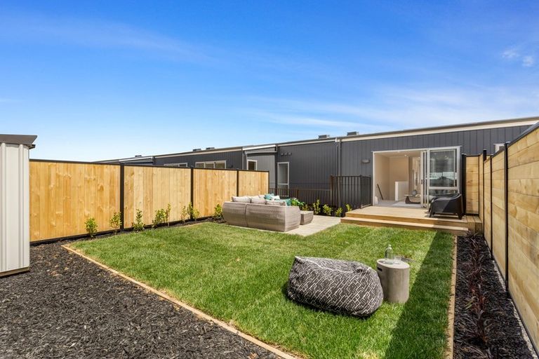 Photo of property in 35 Roundel Crescent, Whenuapai, Auckland, 0618