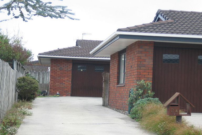 Photo of property in 3b Pinewood Grove, Paraparaumu Beach, Paraparaumu, 5032