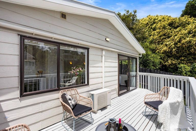 Photo of property in 2/30 Fordham Street, Beach Haven, Auckland, 0626