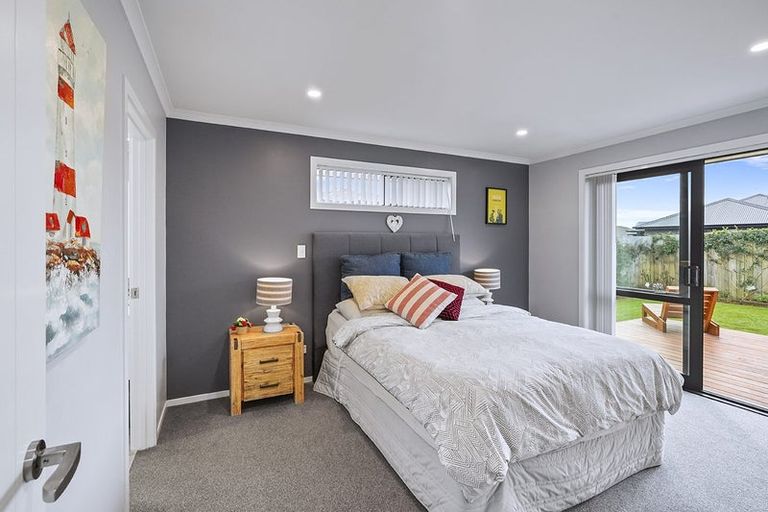 Photo of property in 13 Kimbolton Street, Rototuna North, Hamilton, 3210