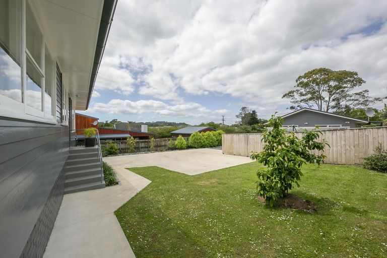 Photo of property in 29 Maude Street, Riverhead, 0820