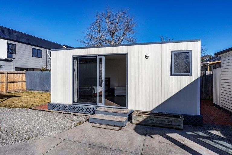 Photo of property in 6 Glasgow Street, Phillipstown, Christchurch, 8011