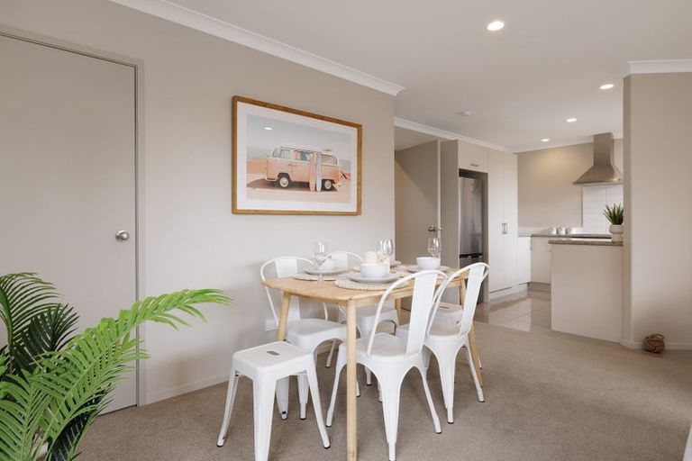 Photo of property in 9a Dickson Road, Papamoa Beach, Papamoa, 3118