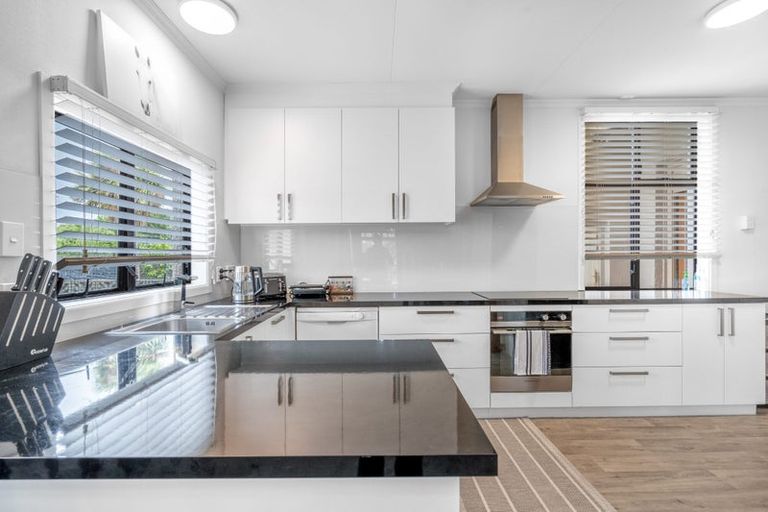 Photo of property in 159 Princes Street, Strathern, Invercargill, 9812