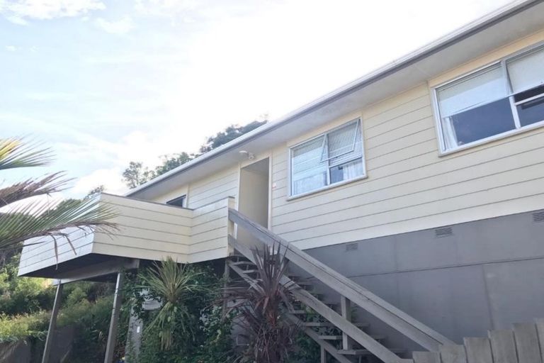 Photo of property in 2/24 Bonito Place, Bayview, Auckland, 0629